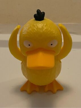 2019 Pokemon Detective Pikachu Movie Burger King Meal Psyduck Toy